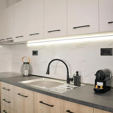 Hyperion Premium Apartment